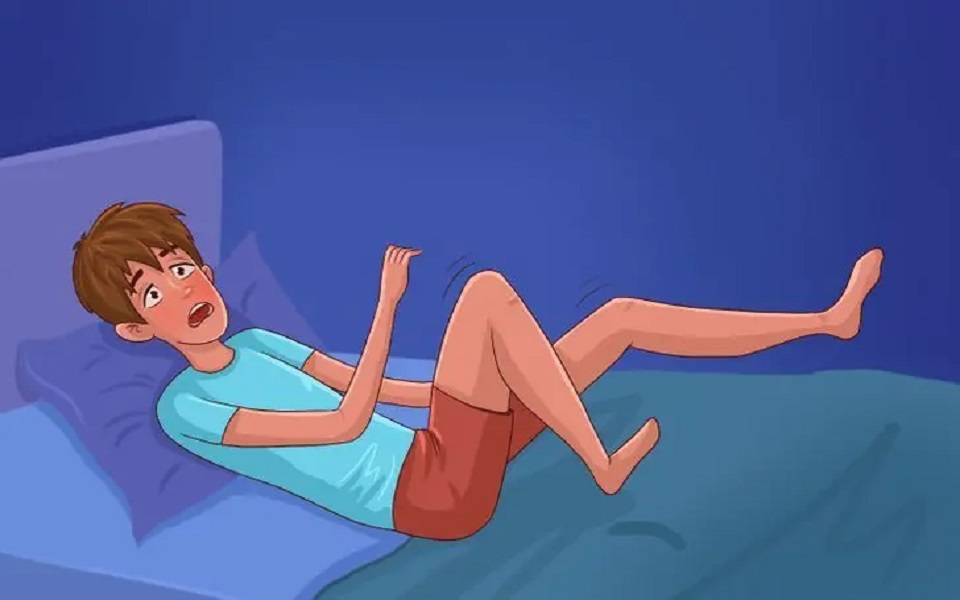 پرش ناگهانی بدن در خواب