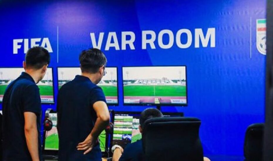 فیفا داوران VAR