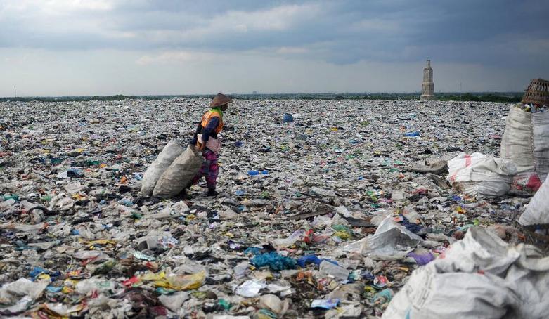 جمع آوری زباله های پلاستیک