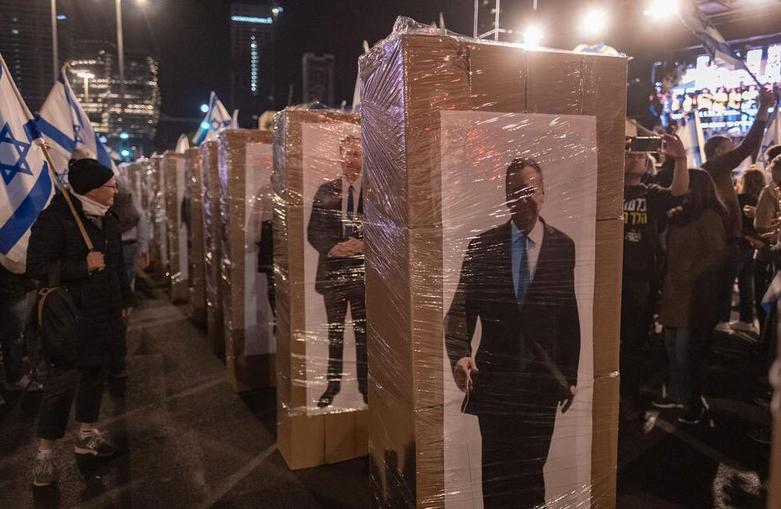 راهپیمایی اعتراضی حامیان توافق تبادل اسرا با حماس