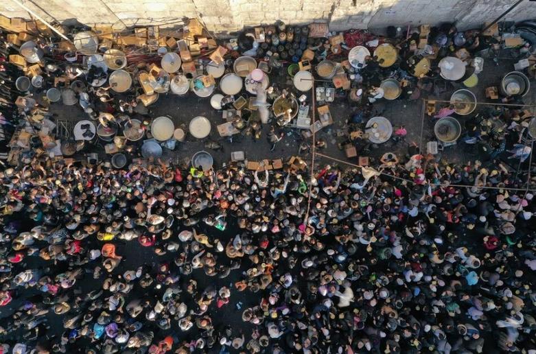 دستکم 3 کشته و 10 مجروح در ازدحام جمعیت برای دریافت غذای رایگان 