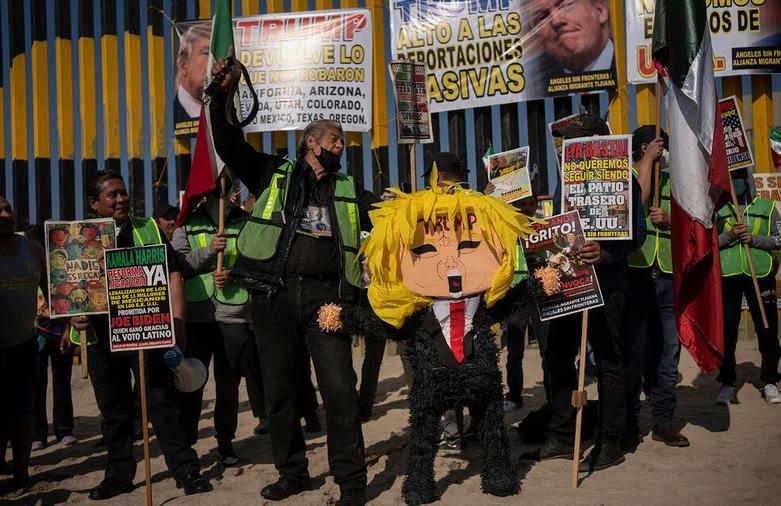 دیدنی های امروز؛ از اعتراضات ضدترامپ تا توافق آتش بس در غزه اعتراض مکزیکی ها به سیاست های مهاجرستیزانه ترامپ