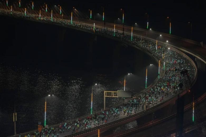 دیدنی های امروز؛ از اعتراضات ضدترامپ تا توافق آتش بس در غزه مسابقه دو ماراتون بمبئی هند