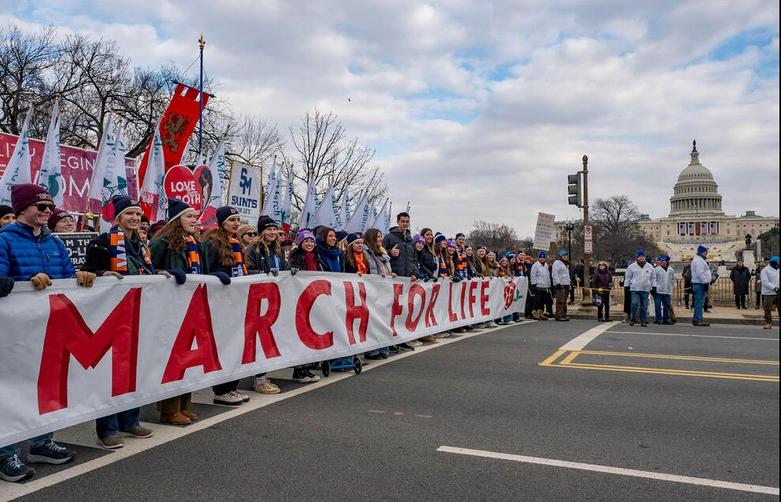 تظاهرات گروه های مخالف سقط جنین