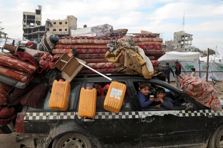 بازگشت فلسطینی ها به مناطق شمالی غزه