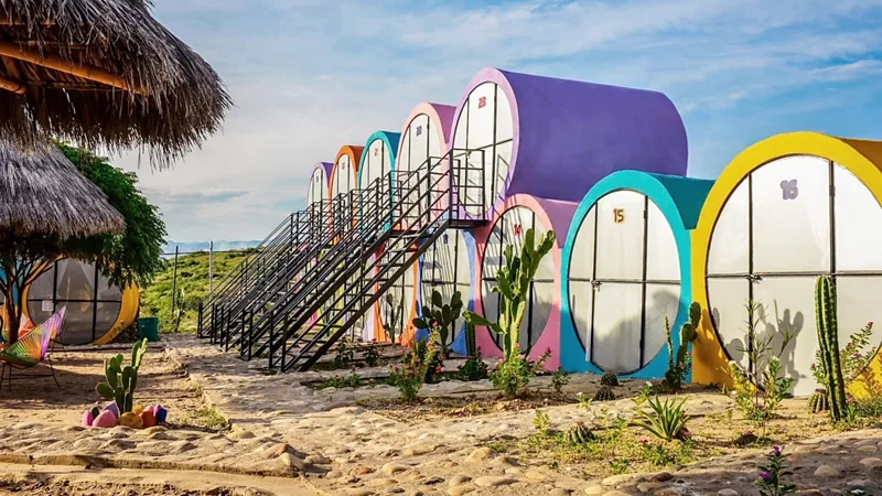 ۸ هتل کپسولی بینظیر که تجربه جدید و شگفت انگیزی از اقامت ارائه میدهند هتل های کپسولی