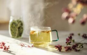 پوستی روشن و شاداب دمنوش‌