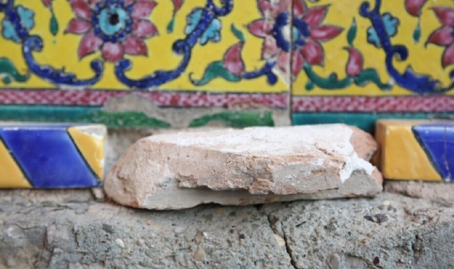 فروپاشی کاشی‌کاری‌های مسجد سید اصفهان