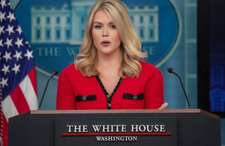 نشست خبری "کارولین لیویت" 