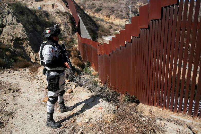  گارد ملی مکزیک در مرزهای آمریکا 