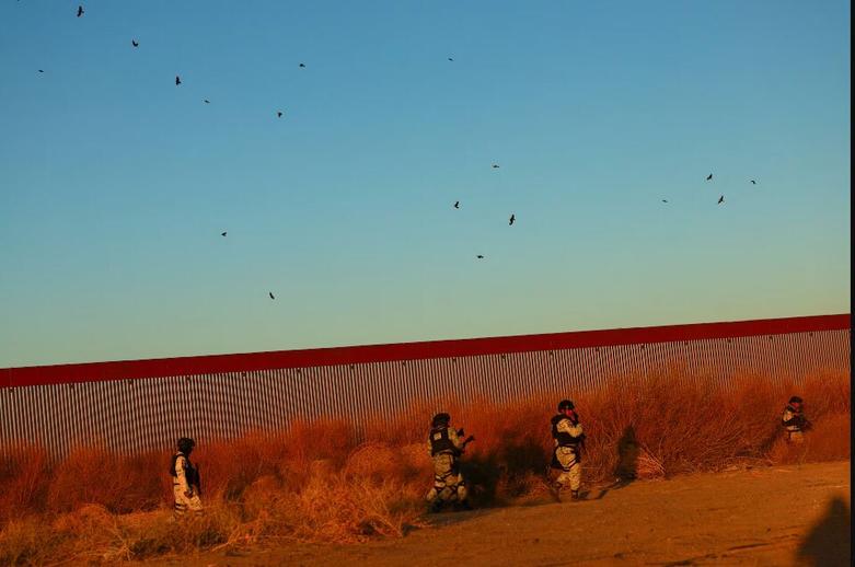  گارد ملی مکزیک در مرزهای آمریکا 