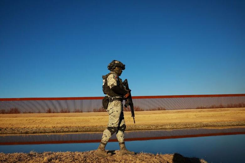  گارد ملی مکزیک در مرزهای آمریکا 