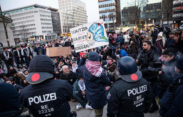 حمله پلیس آلمان به تظاهرات حامیان فلسطین