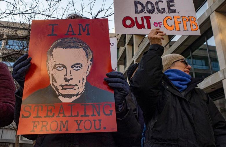 تجمع اعتراضی نمایندگان دموکرات‌ کنگره آمریکا 