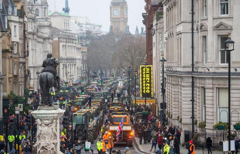 اعتراضات کشاورزان انگلیسی 