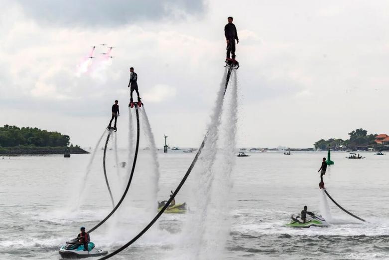 دیدنی های امروز؛ از کارناوال ونیز تا نیس تمرین کارکنان نیروی دریایی اندونزی