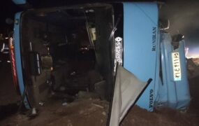 مصدومان واژگونی اتوبوس دانش‌آموزان