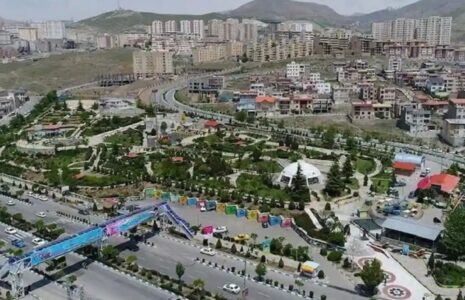خانه‌های لاکچری پردیس