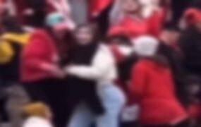 بازداشت۲ تماشاگر زن دیدار پرسپولیس و تراکتور