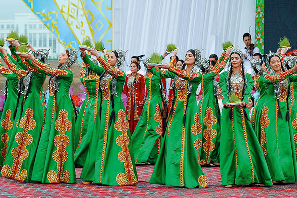 تاریخچه عید نوروز و هفت‌سین