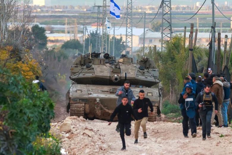 ورود تانک های اسرائیلی به شهر فلسطینی 
