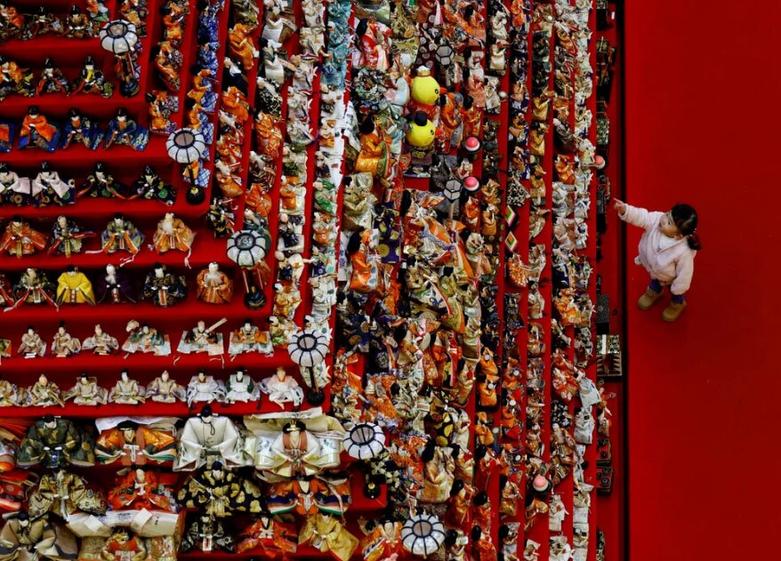 1605 عروسک سنتی ژاپنی در مراسم جشن "هیناماتسوری"