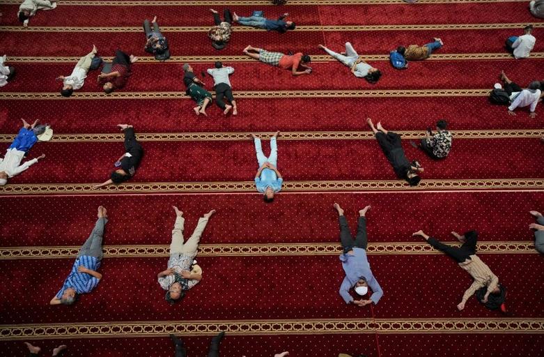 استراحت نمازگزاران روزه دار