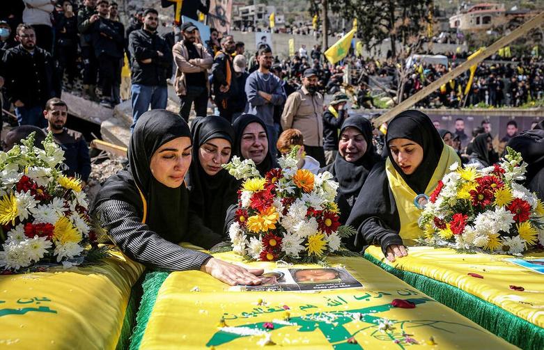 مراسم تشییع پیکر 25 شهید حزب الله 