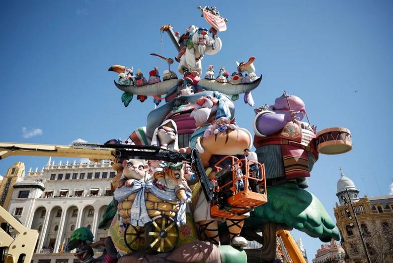 جشنواره سالانه "فالاس" 