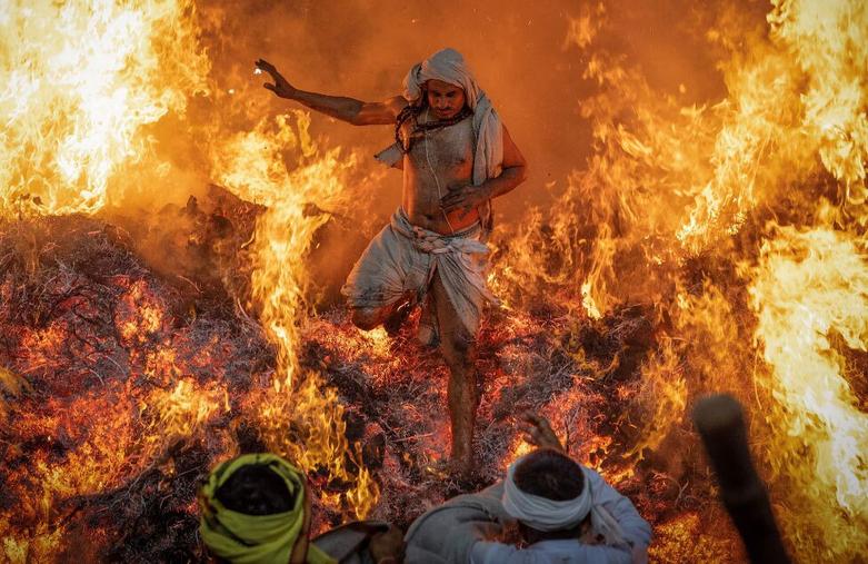  جشنواره "هولی" هندوها 