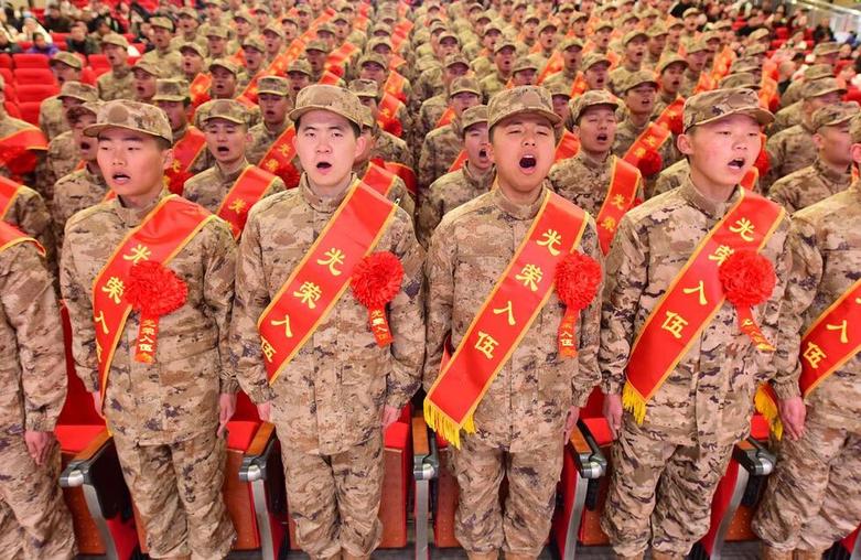 مراسم سوگند سربازان تازه استخدام شده در ارتش چین