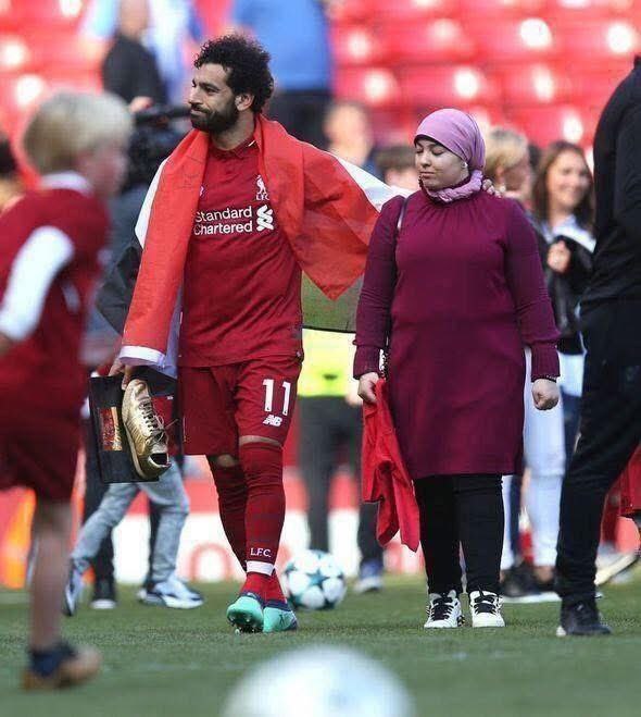  محمد صلاح همسرش