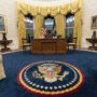 دفتر بیضی شکل ترامپ(Oval Office)