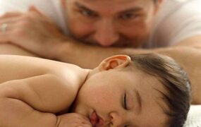 مرخصی ۲ هفته‌ای پدران برای تولد نوزاد