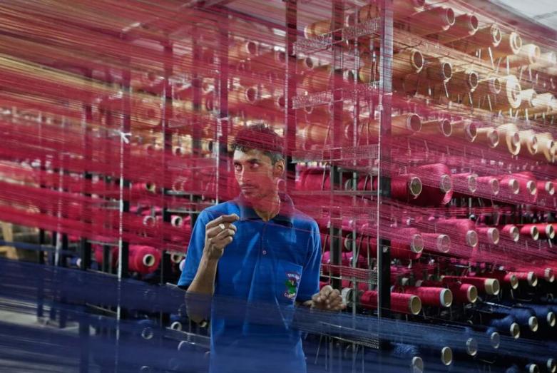 کارخانه تولید فرش در هند