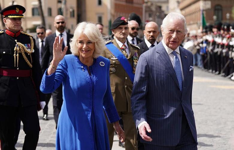 نمایش هوایی در شهر رم ایتالیا