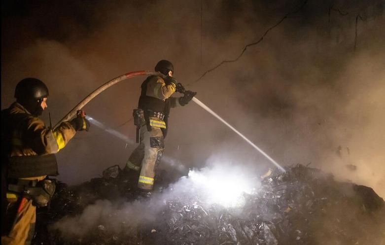 حملات شدید موشکی و پهپادی روسیه به شهر "خارکیف"