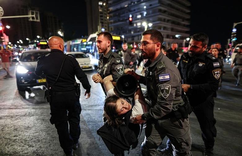 دستگیری معترضان خواهان توافق آزادی اسرا با حماس