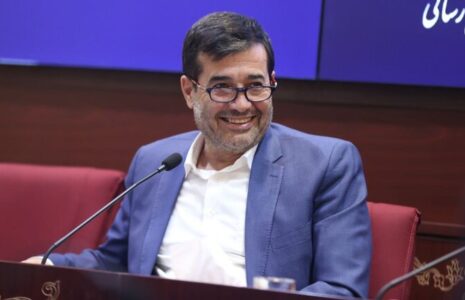 واکنش وزیر ورزش به حضور در جشن قهرمانی تراکتور