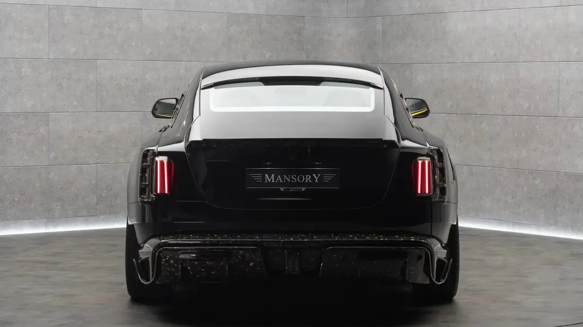رولزرویس Wraith با تزئینات طلای ۲۴ عیار