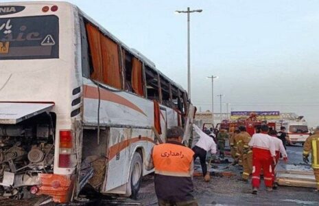انحراف اتوبوس دانش‌آموزان