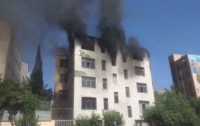 حریق یک ساختمان متروکه در خیابان مفتح تهران