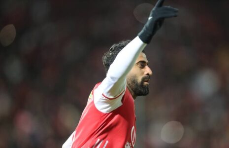ملی پوش پرسپولیس در راه قطر! حسین کنعانی