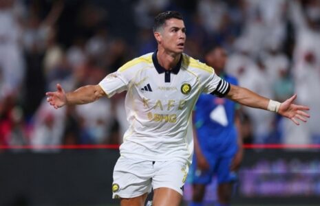 رونالدو در النصر ماندنی شد رونالدو