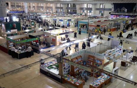سرقت در نمایشگاه کتاب تهران/ سارق دستگیر شد سرقت در نمایشگاه کتاب تهران