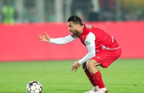 داد و فریادهای سروش رفیعی بر سر هافبک جوان پرسپولیس سروش رفیعی
