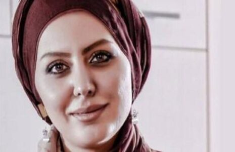 طناز حقیقی طراح لباس تئاتر و سینما