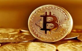 عبور قیمت بیت‌کوین از ۱۰۷,۵۰۰ دلار