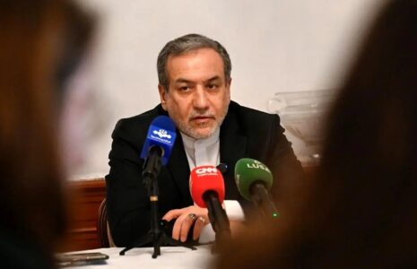 عراقچی: درباره غنی سازی با هیچ کس شوخی نداریم عراقچی