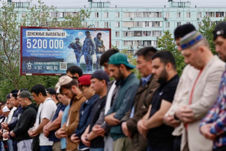 نماز عید قربان در شهر مسکو